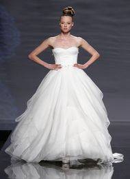 Свадебное платье от Розы Клары на krsvadba.ru Свадебное платье от Розы Клары на krsvadba.ru