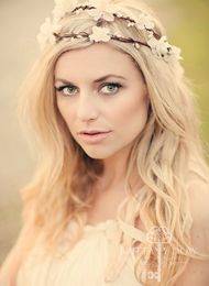 свадебные прически с цветами фото свадебные прически с цветами фото