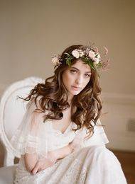 свадебные прически с цветами фото свадебные прически с цветами фото