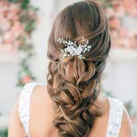 Самые популярные свадебные прически