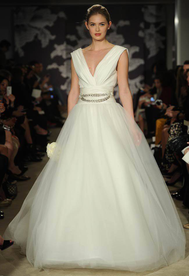 Свадебные платья от Carolina Herrera (весна 2015) Свадебные платья от Carolina Herrera (весна 2015)