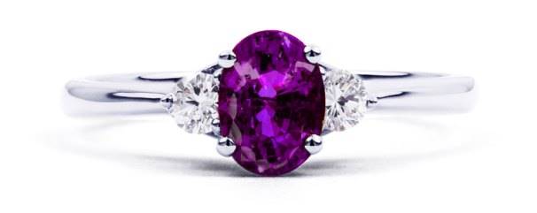 Аметистовые свадебные кольца в 2015 году. Советы по их выбору от ювелиров Аметистовые свадебные кольца в 2015 году. Советы по их выбору от ювелиров