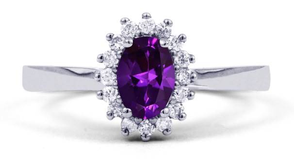 Аметистовые свадебные кольца в 2015 году. Советы по их выбору от ювелиров Аметистовые свадебные кольца в 2015 году. Советы по их выбору от ювелиров